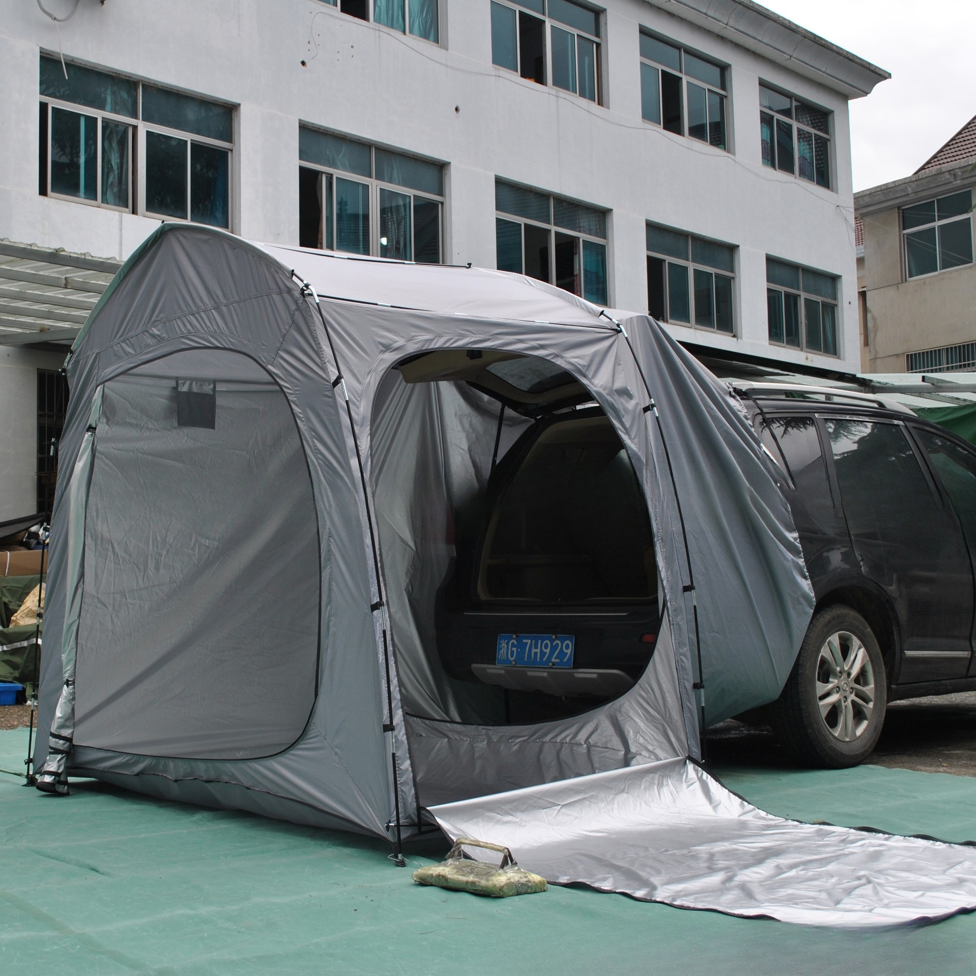 Easy to store full-model rear  - Emergency Mylar Tent review and price